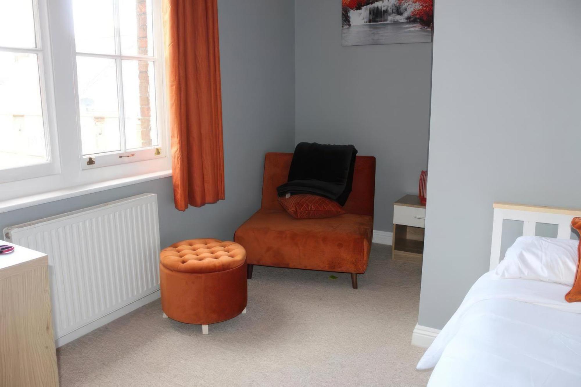 Lovely 2 Bed 2 Bath Flat With Free Parking Poole Dış mekan fotoğraf