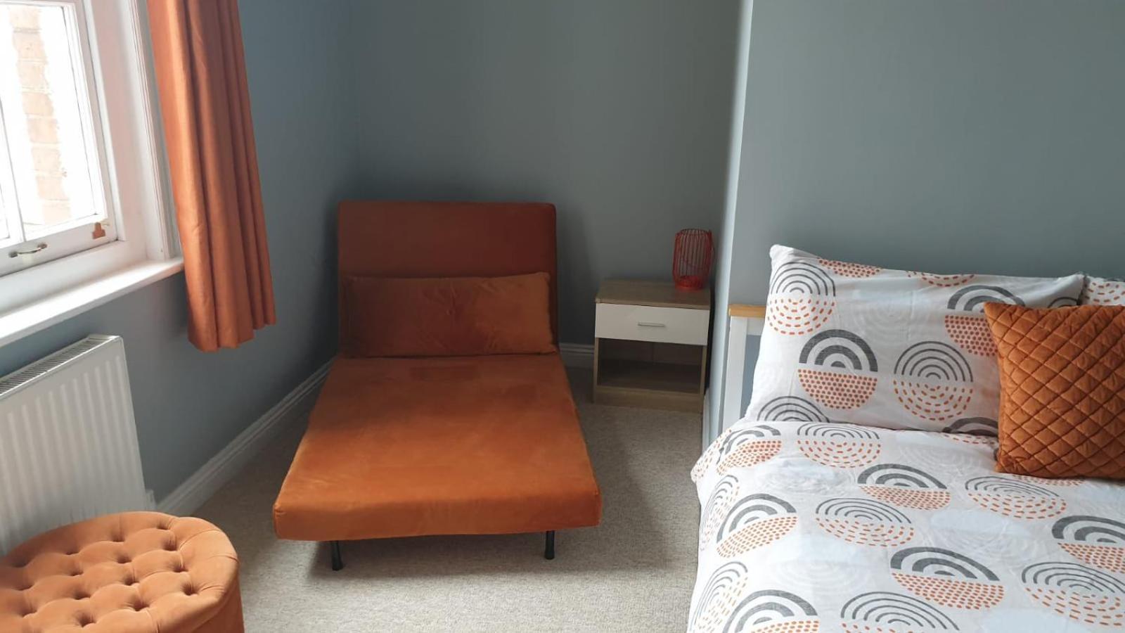 Lovely 2 Bed 2 Bath Flat With Free Parking Poole Dış mekan fotoğraf